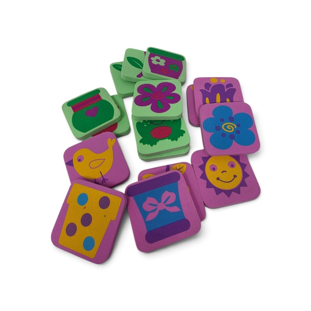 Munchkin Splash Tiles Bath Toys Pictured Squares Pink Light Green 16 Count